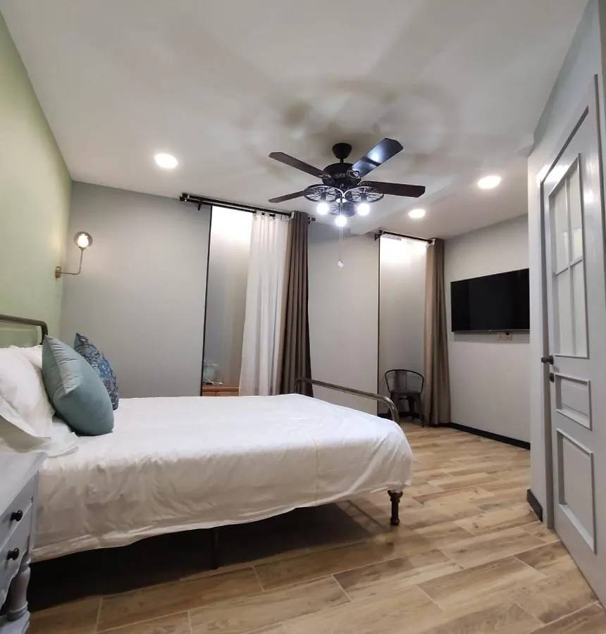 Qin Boutique Hotel Tiflis Gürcistan