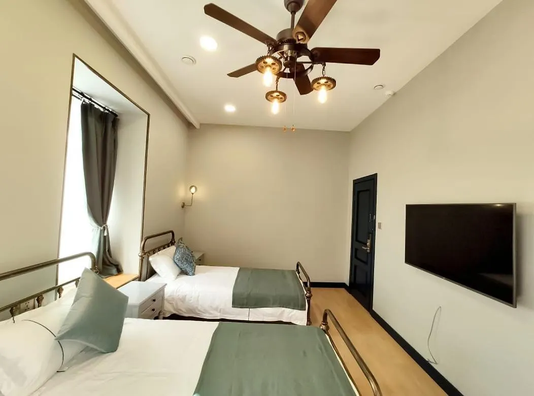 Qin Boutique Hotel 第比利斯 0*,